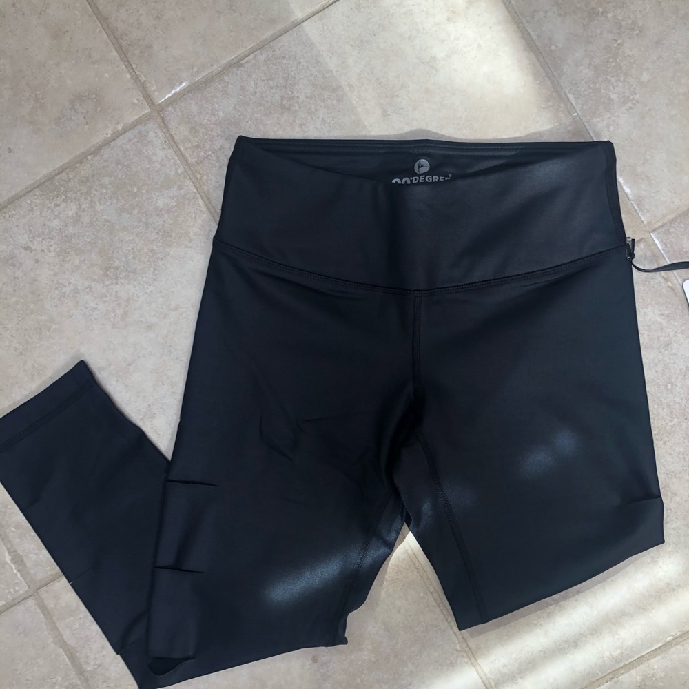 90 Degree Leggings